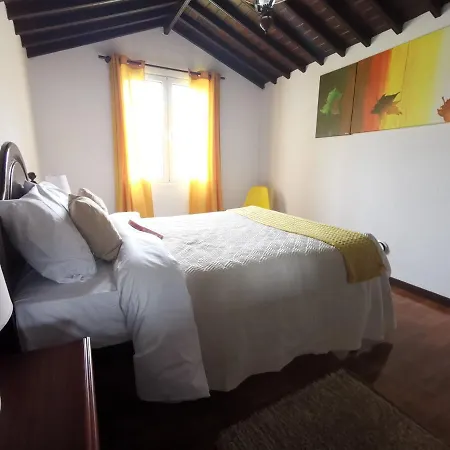 Rum i privatbostad Mendonca Povoacao (Sao Miguel)